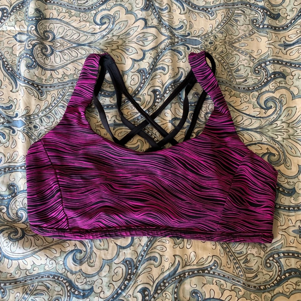 Lululemon medium support sport bra